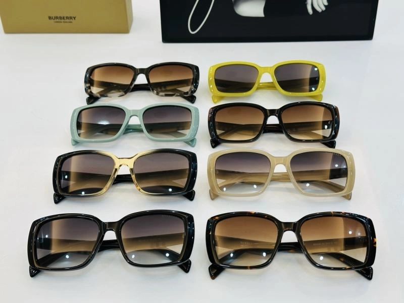 ModernLook Burberry Sunglasses 277196