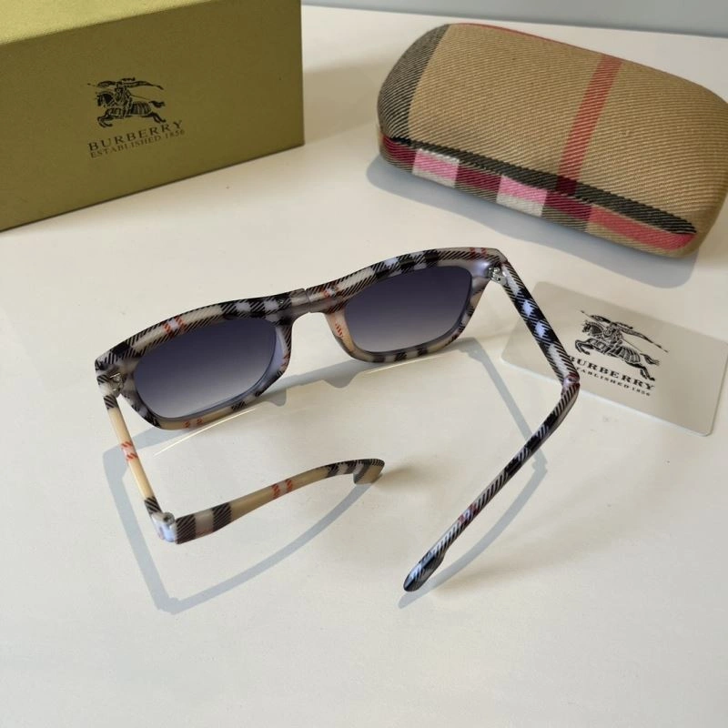SunProtective Burberry Sunglasses 277190