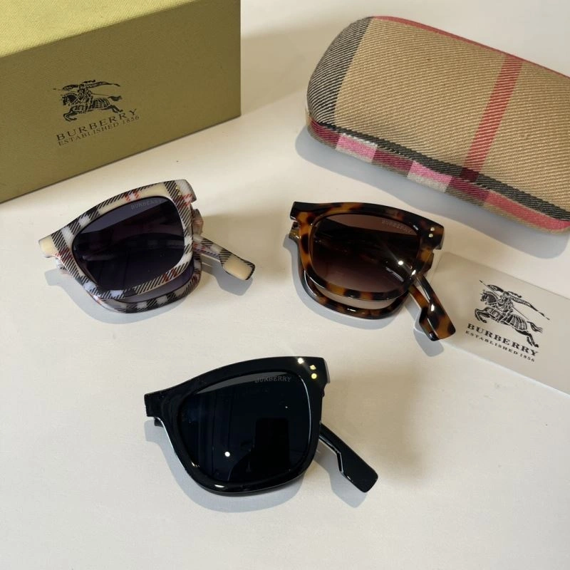 Effortless Burberry Sunglasses 277176
