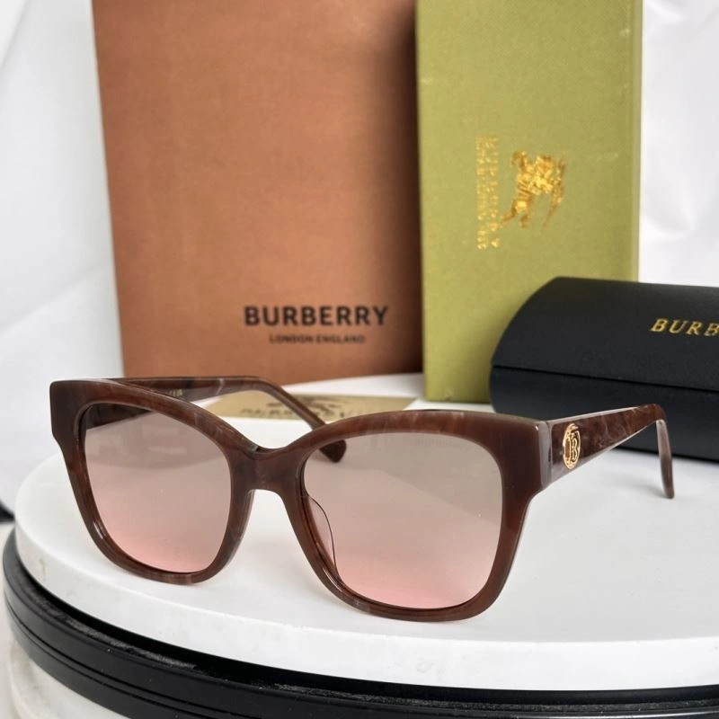 Burberry Sunglasses Cozy 277242