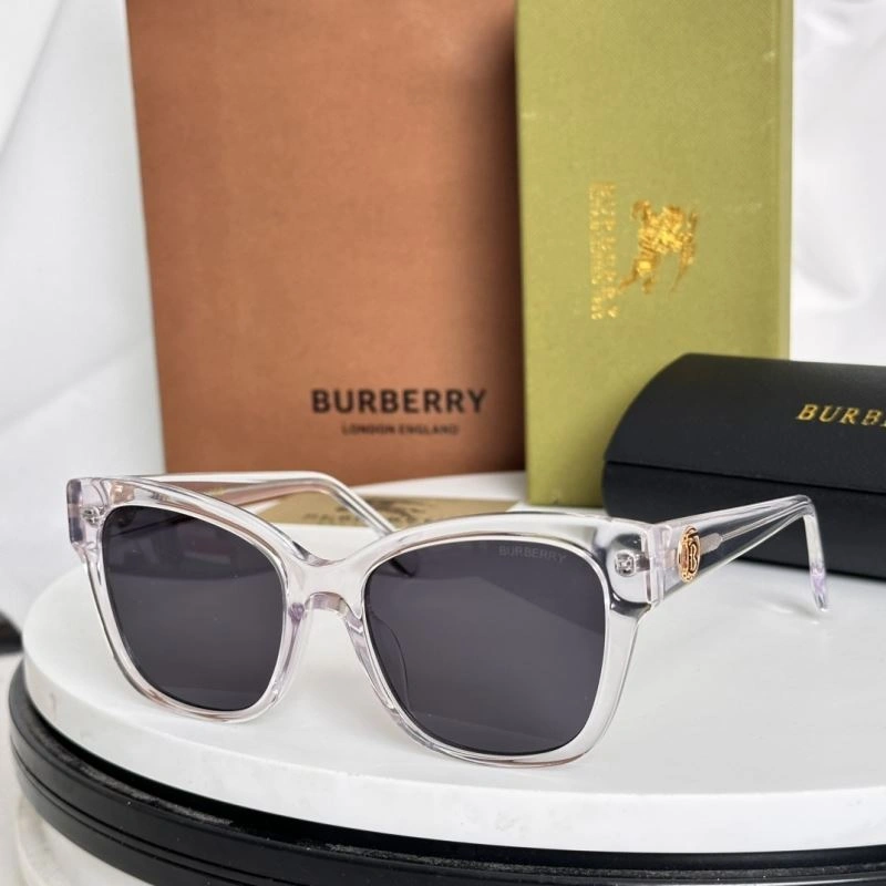 Burberry Sunglasses Cozy 277242