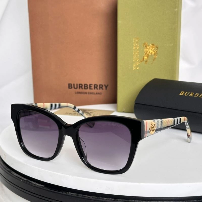 Burberry Sunglasses Cozy 277242