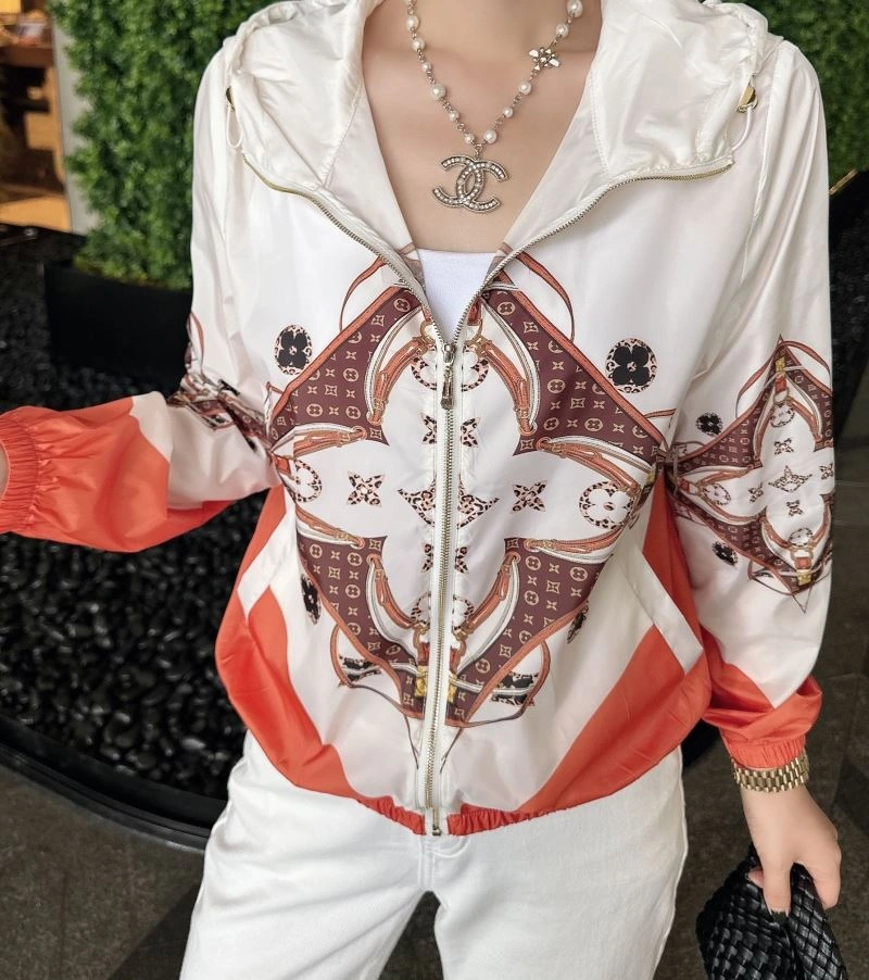 Burberry Sunscreen Jacket Reliable 103508