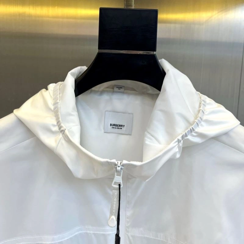 Reliable Burberry Sunscreen Jacket 105360
