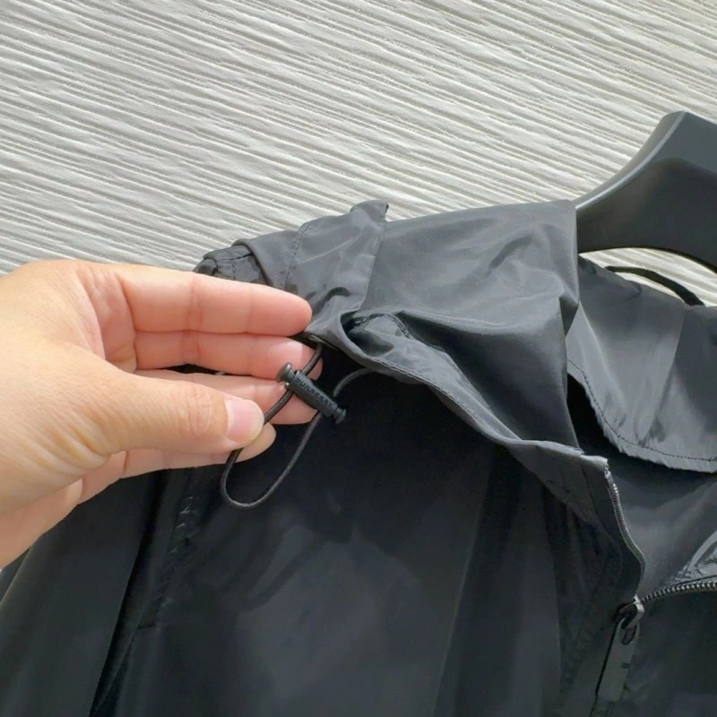 Burberry Sunscreen Jacket Comfortable 99147