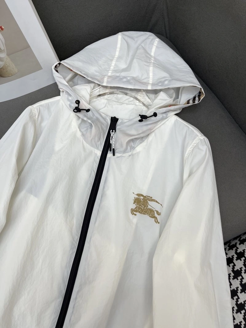 Burberry Sunscreen Jacket Chic 99238