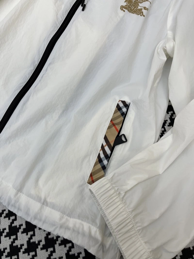 Burberry Sunscreen Jacket Chic 99238