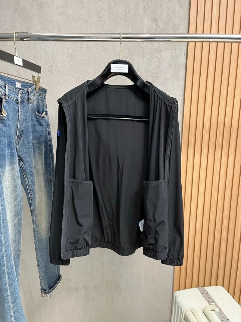 RelaxedFit Burberry Sunscreen Jacket 100687