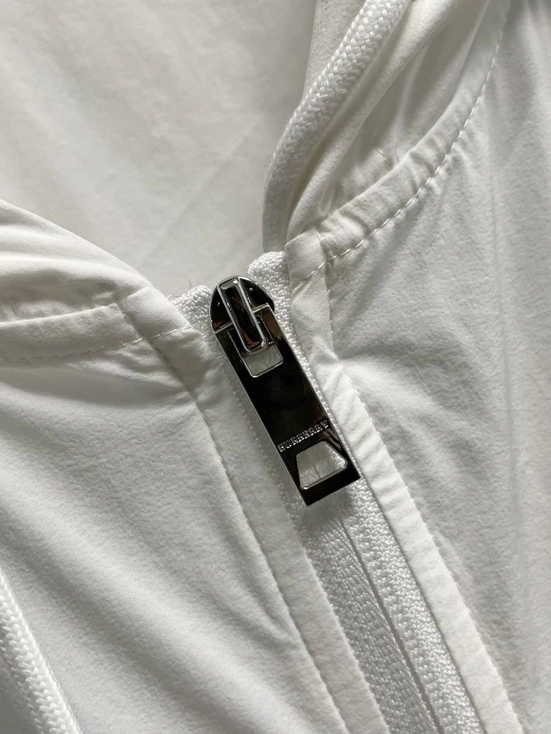 Burberry Sunscreen Jacket Trendsetting 100619