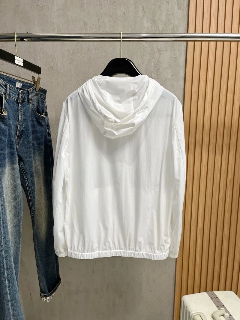 Burberry Sunscreen Jacket Trendsetting 100619