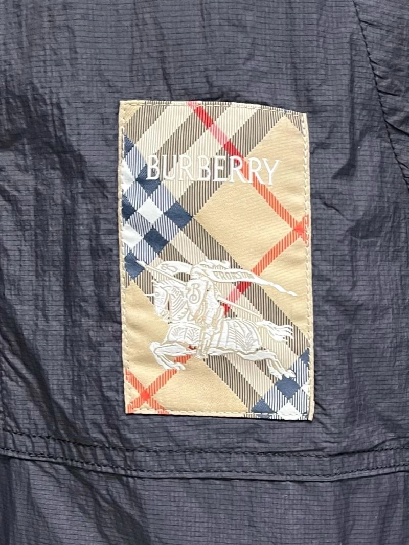 Burberry Sunscreen Jacket Sophisticated 100620