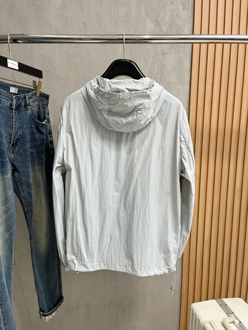 Burberry Sunscreen Jacket Packable 100622