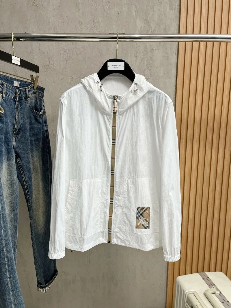 Compact Burberry Sunscreen Jacket 100618