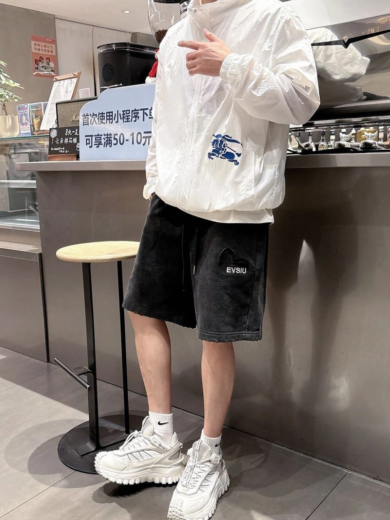 Burberry Sunscreen Jacket Minimalist 100118