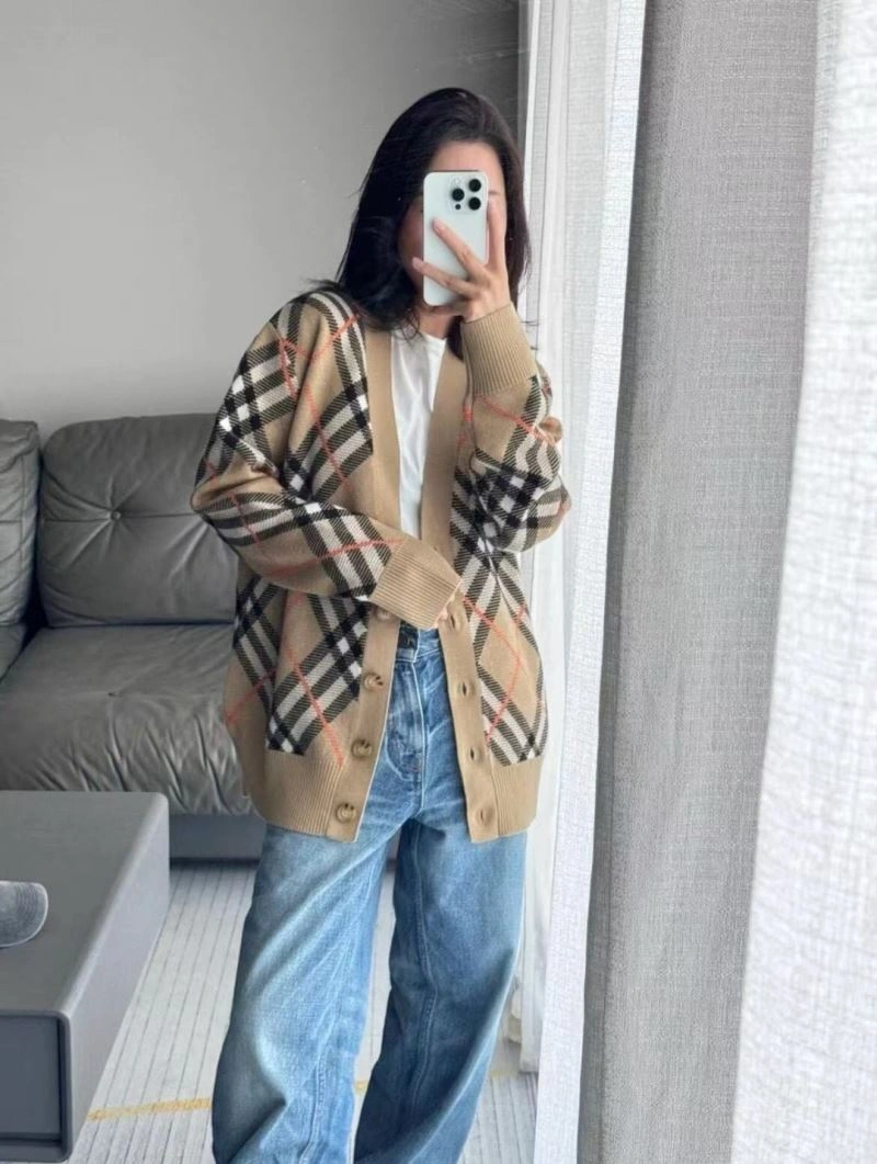 Upgraded Burberry Sweaters 103494