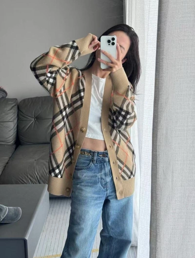 Upgraded Burberry Sweaters 103494
