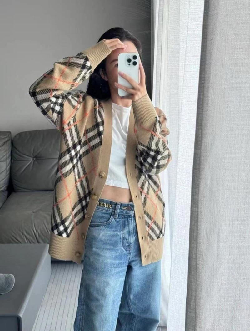 Upgraded Burberry Sweaters 103494