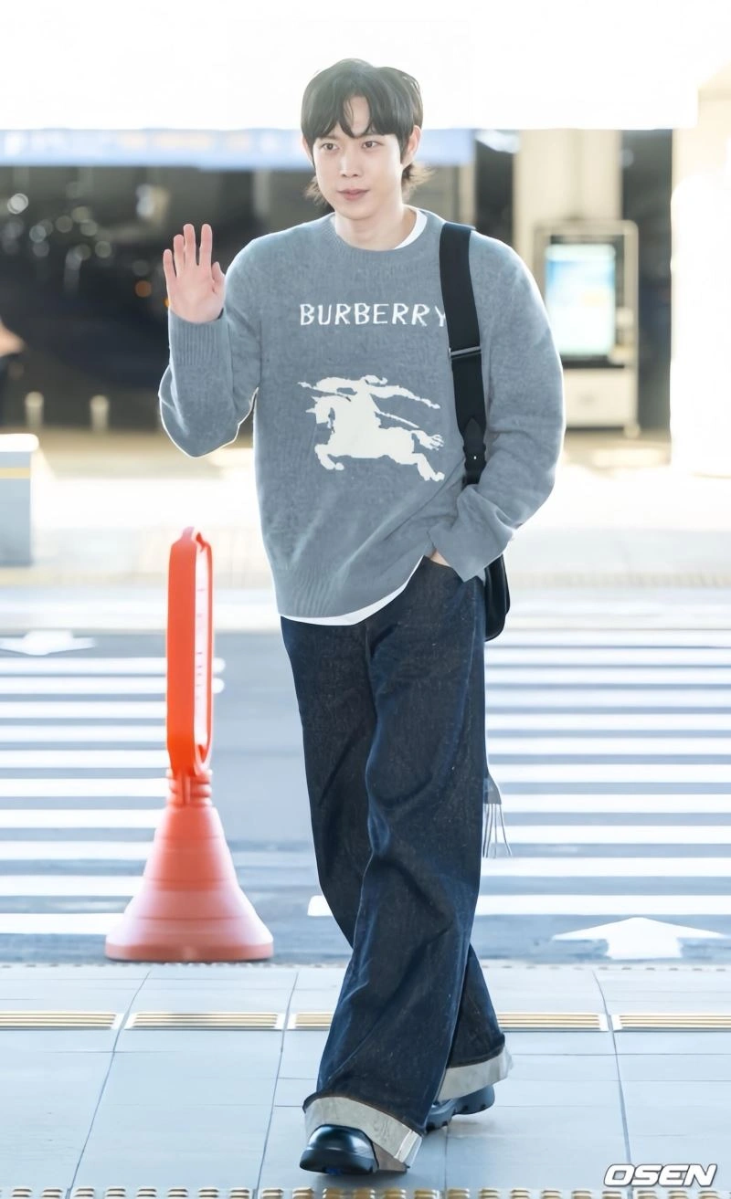 Burberry Sweaters ModernLook 103007