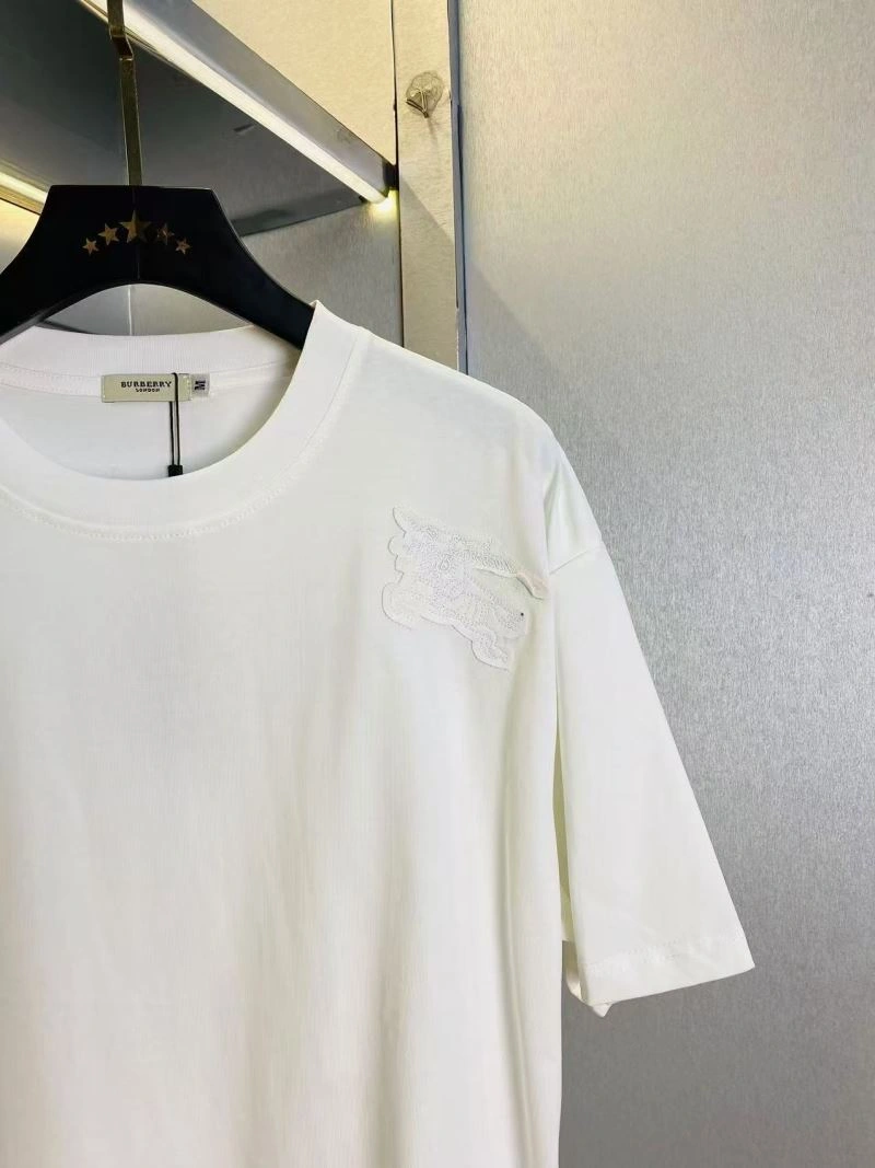 Stretchable Burberry T-Shirts 105842