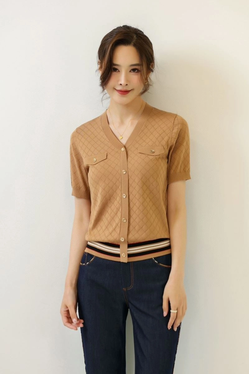 Contemporary Burberry T-Shirts 103449