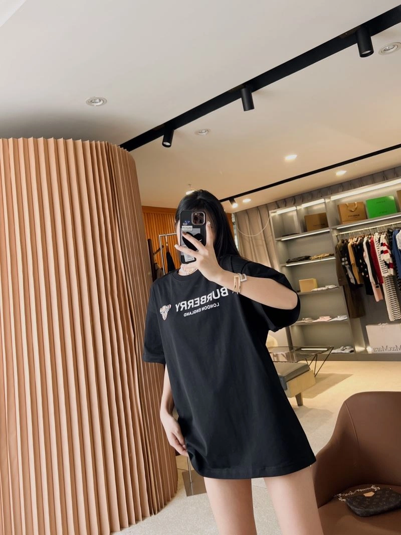 Contemporary Burberry T-Shirts 103443