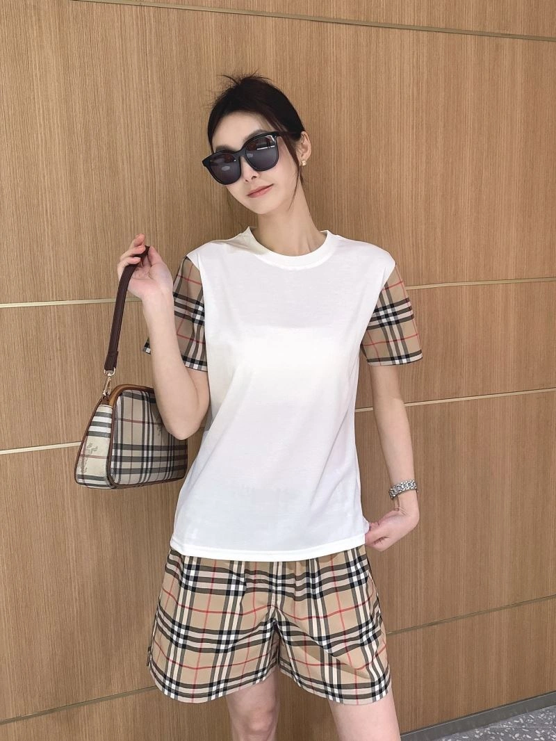 Burberry T-Shirts Compact 103418