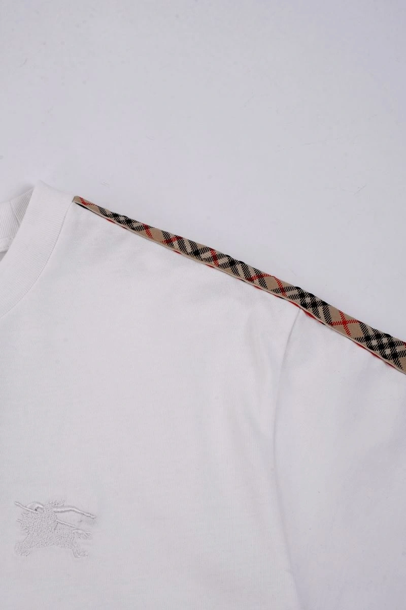 Burberry T-Shirts Durable 103370