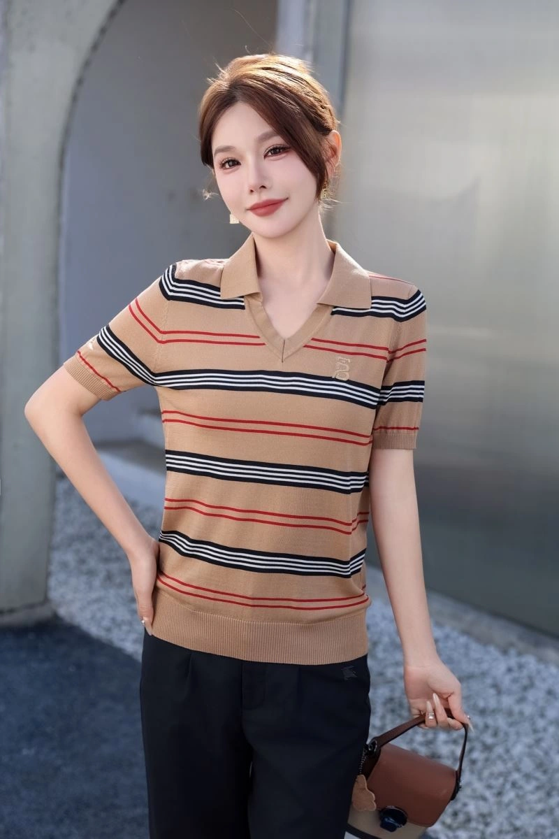 Versatile Burberry T-Shirts 103358