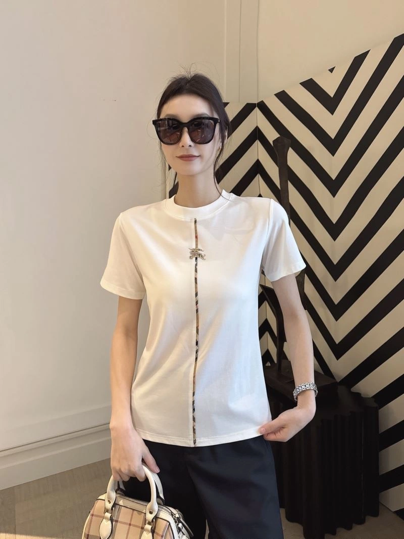 Burberry T-Shirts Snug 103335