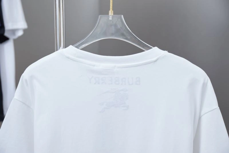 Burberry T-Shirts RelaxedFit 102976