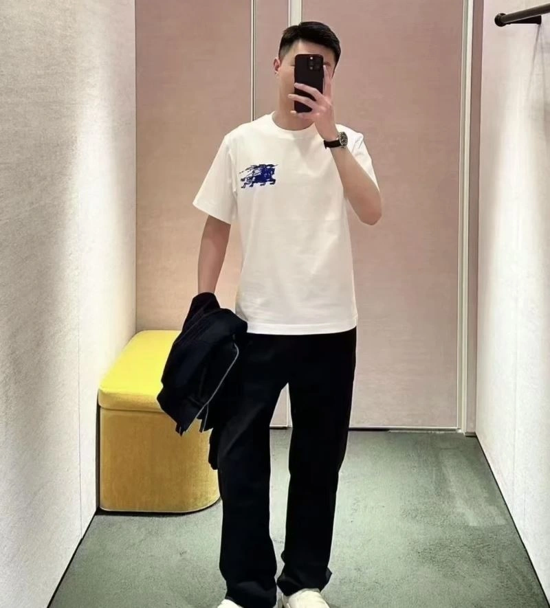 Burberry T-Shirts RelaxedFit 102976