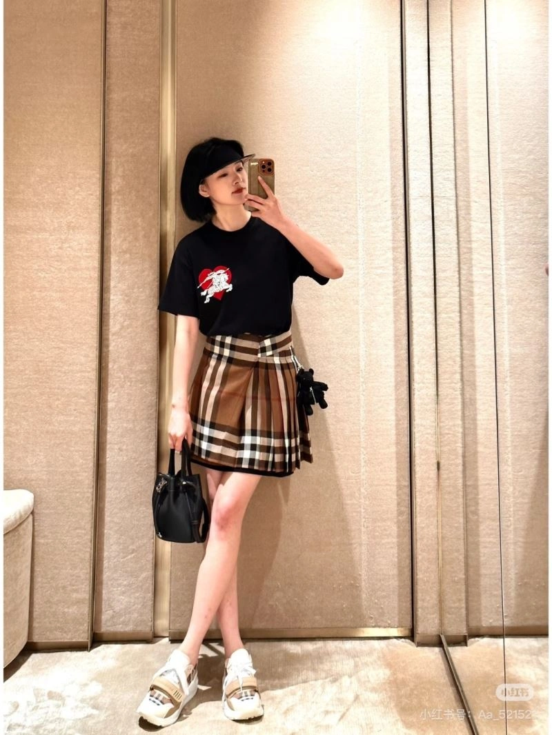 Burberry T-Shirts Effortless 102986