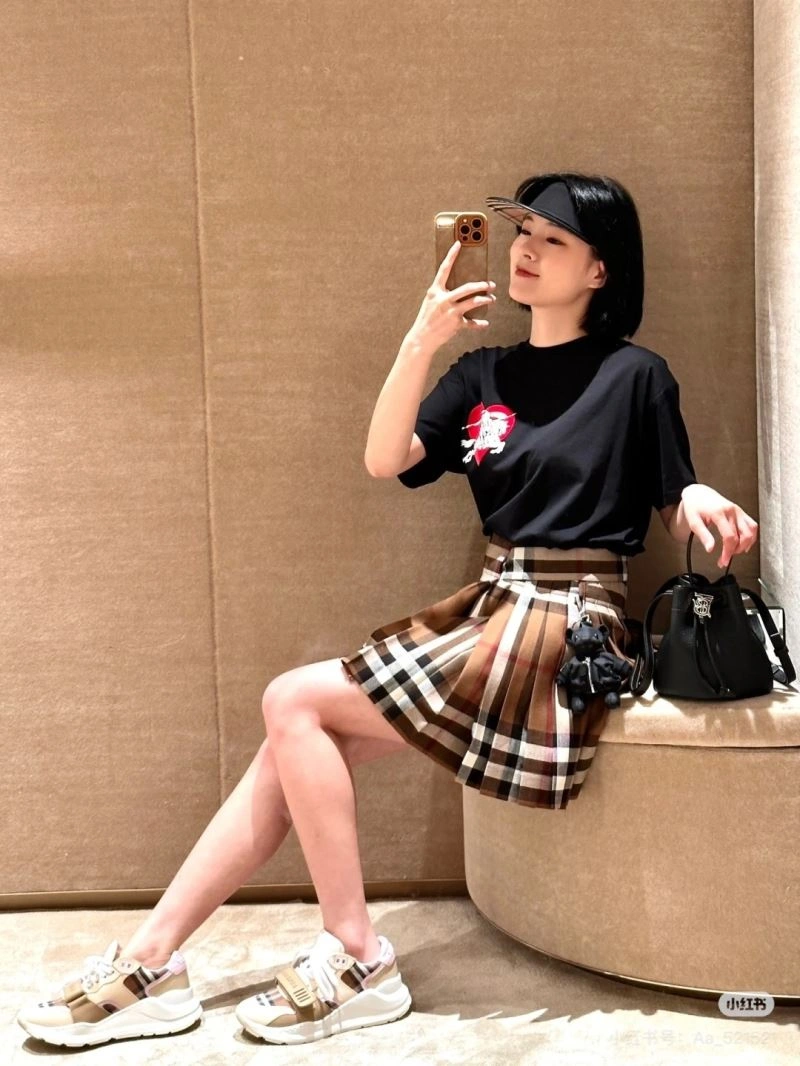Burberry T-Shirts Effortless 102986