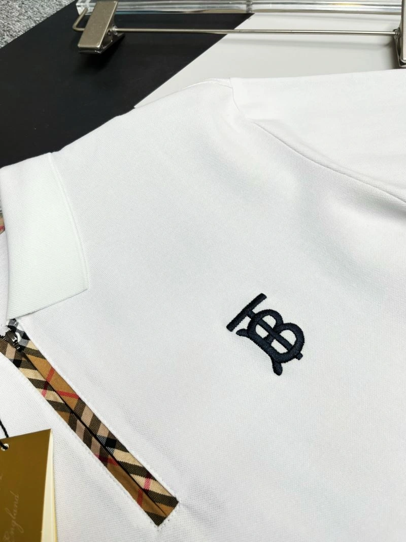 Neat Burberry T-Shirts 103002