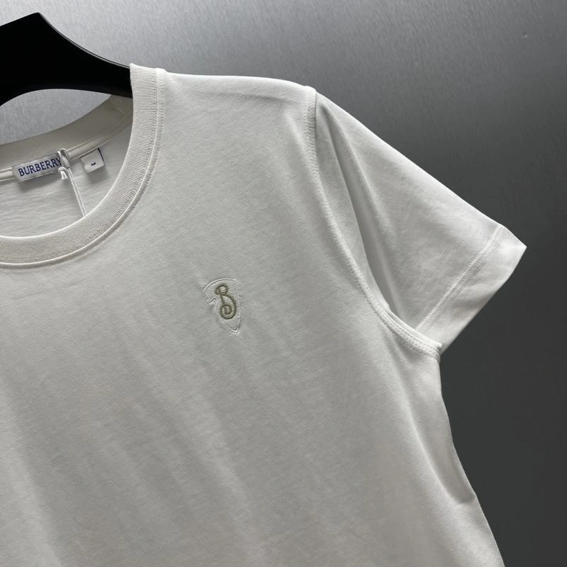 Burberry T-Shirts Functional 102963