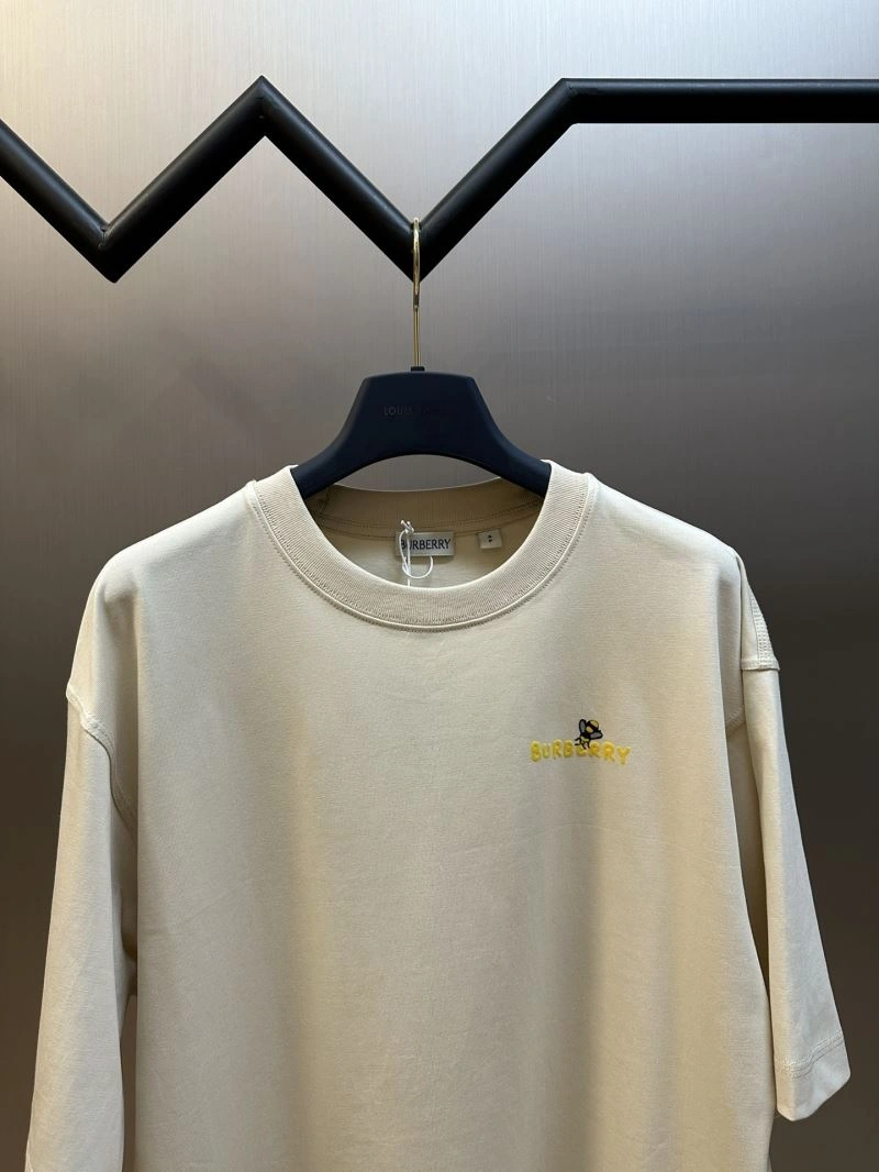 Effortless Burberry T-Shirts 102927