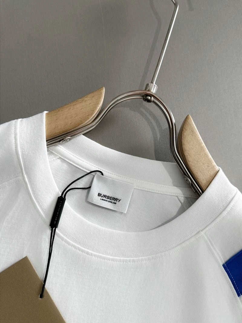Neat Burberry T-Shirts 102924