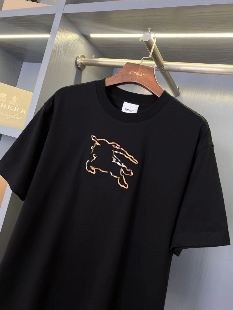 Burberry T-Shirts Elegant 105390