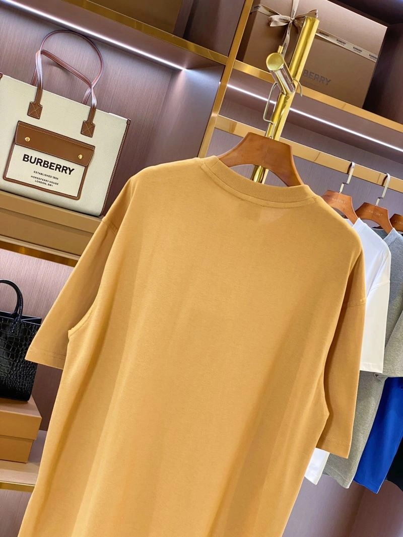 Burberry T-Shirts Sleek 105253