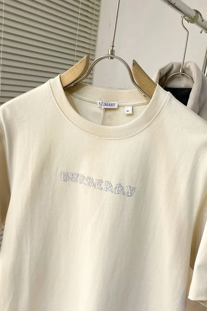Contemporary Burberry T-Shirts 105247