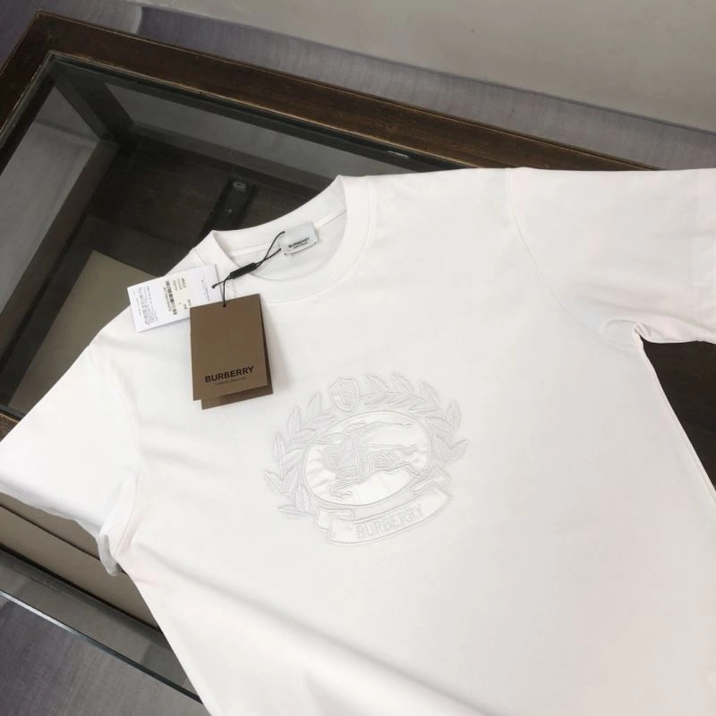 Timeless Burberry T-Shirts 105232