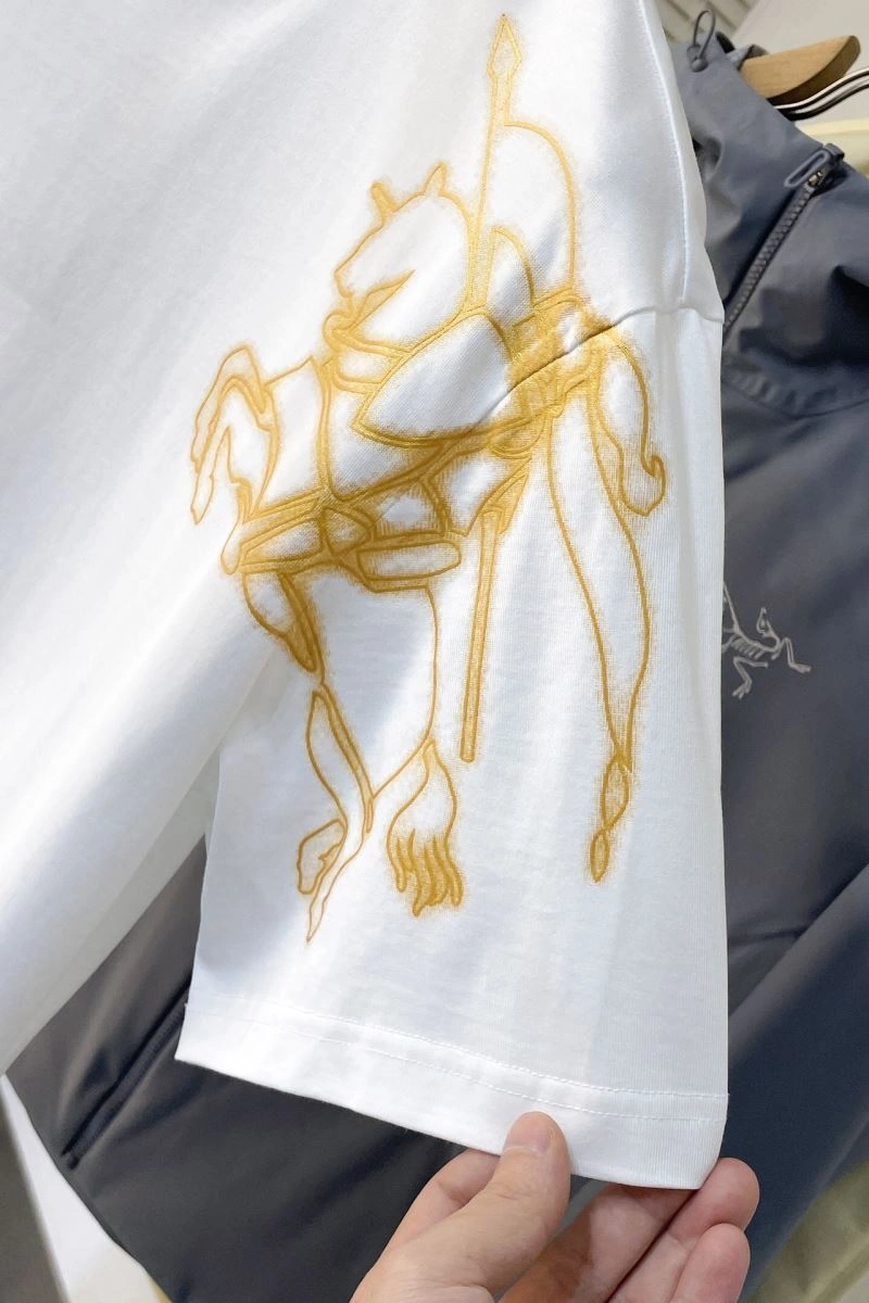 Burberry T-Shirts TechFriendly 105226
