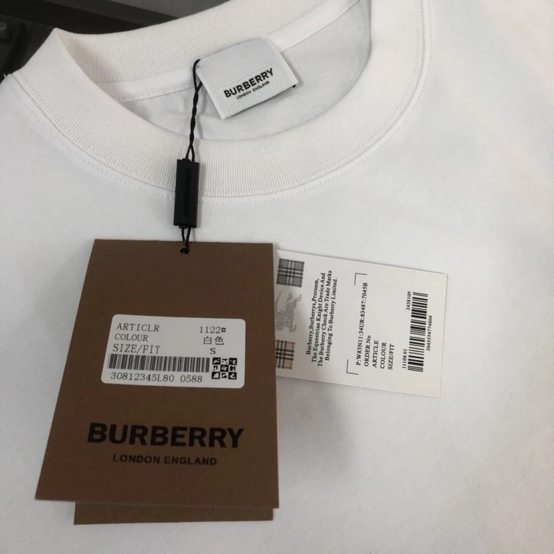 WellDesigned Burberry T-Shirts 105191