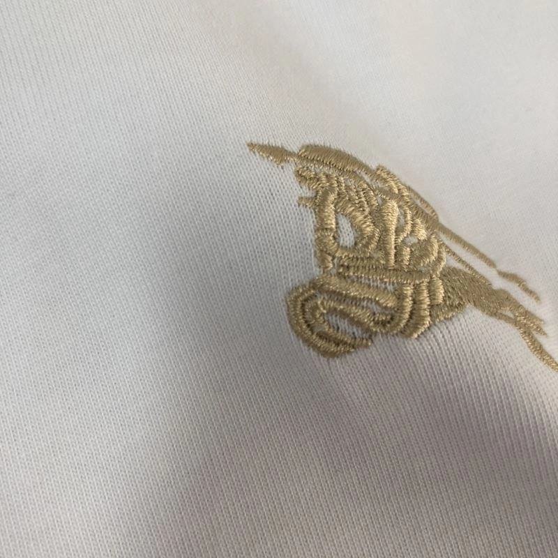 WellDesigned Burberry T-Shirts 105191