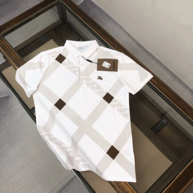 UrbanChic Burberry T-Shirts 105125