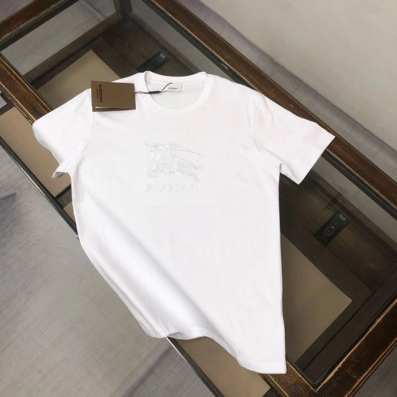 Vibrant Burberry T-Shirts 105091