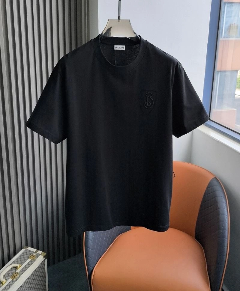 Compact Burberry T-Shirts 105047