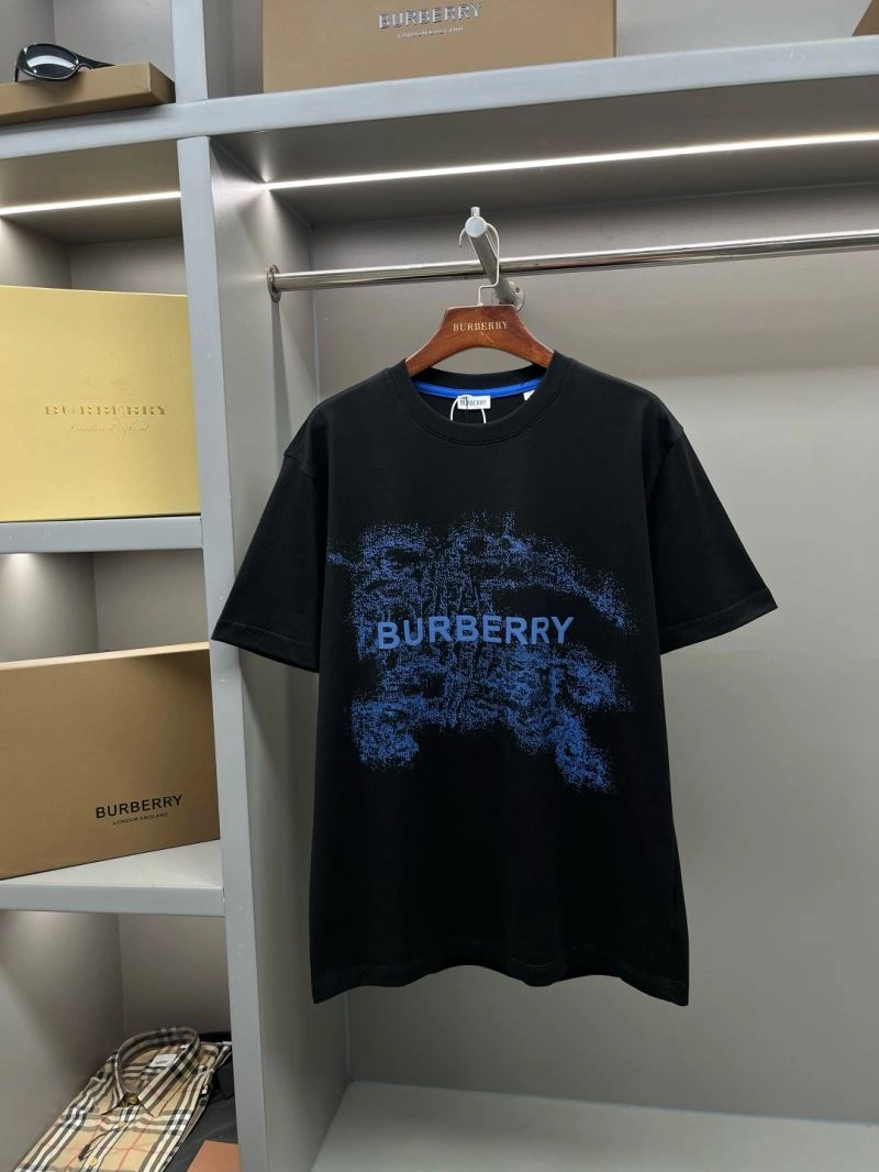 WellDesigned Burberry T-Shirts 105038