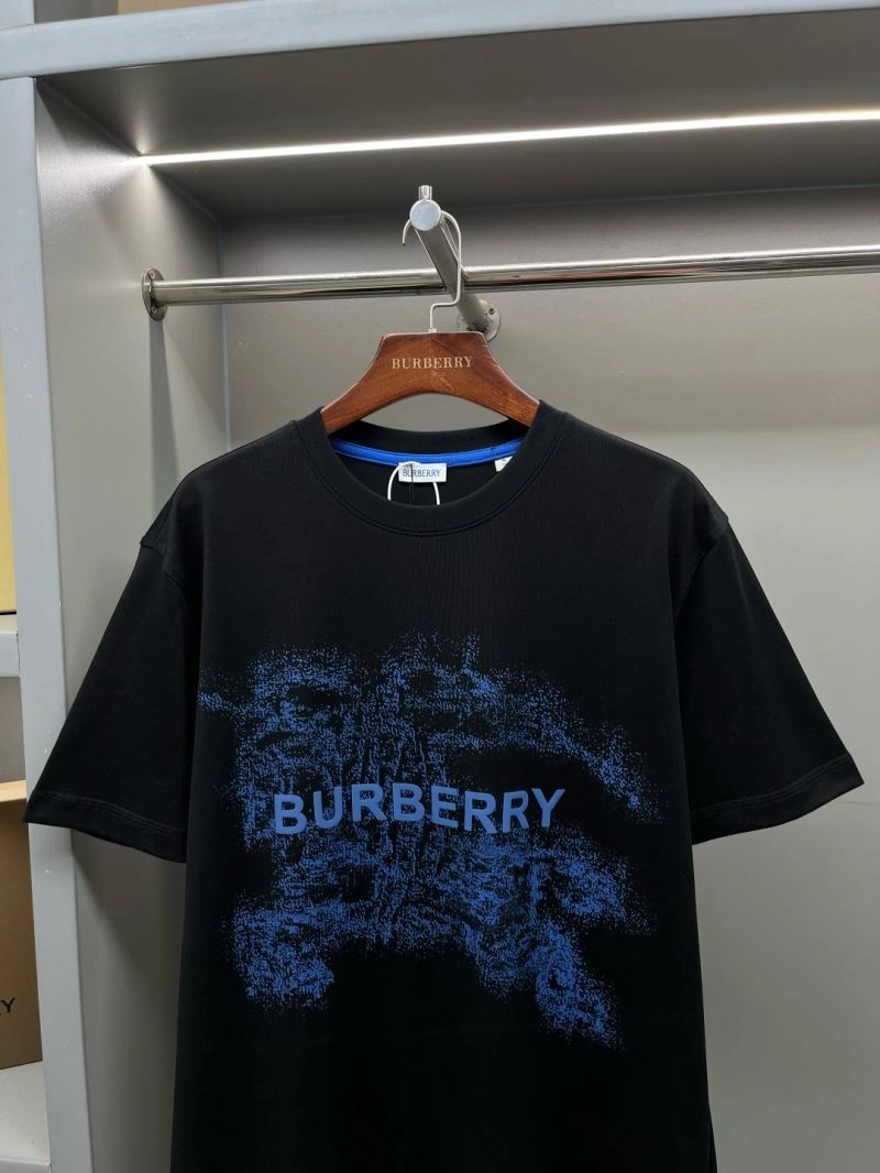 WellDesigned Burberry T-Shirts 105038