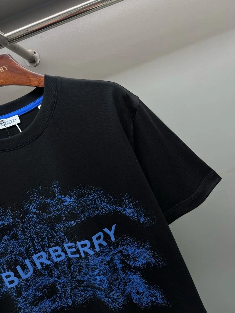 WellDesigned Burberry T-Shirts 105038